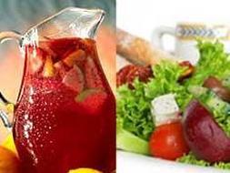 La ensalada y el tinto de verano desbancan a la paella y el gazpacho en verano, según un estudio