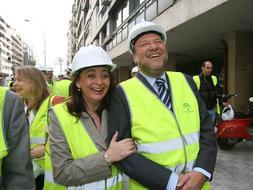 Monteseirín no sabe si la línea 1 del metro rodará «plenamente» antes de 2009