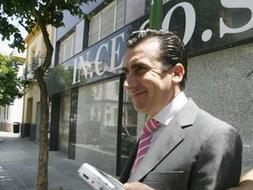 Los asesores de Lopera le recomiendan que rompa el preacuerdo con BSport