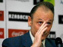 Lopera vende sus acciones a BSport... a finales de octubre