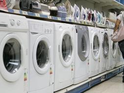 La crisis se ceba con decoración, muebles y electrodomésticos, que caen un 40 por ciento
