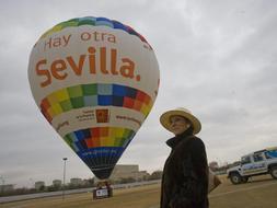 Un globo aerostático promocionará la marca «Hay otra Sevilla» por España