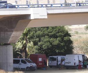La Policía investiga el posible tiroteo a una furgoneta tras la vuelta de los chabolistas a las Tres Mil