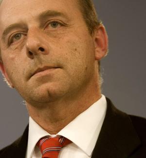 Antonio del Castillo pregunta por qué se tardó dos semanas en registrar el piso de Miguel Carcaño