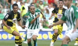 Betis 3 - Córdoba 0: El año en el infierno comienza con goleada