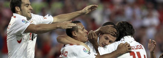 Un Sevilla sobrado arrolla a un pobre Mallorca (2-0)