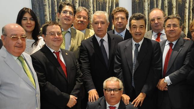 Arenas propone un gran pacto a Griñán para aliviar el colapso de la Justicia