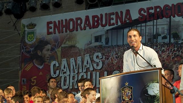 Camas rinde homenaje a su campeón
