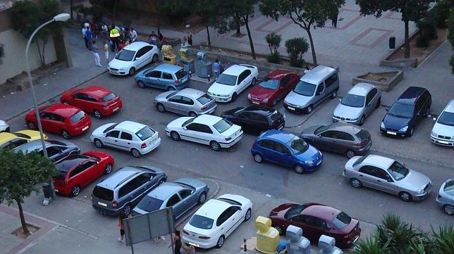 Más cámaras para control de tráfico y «mano dura» con la doble fila
