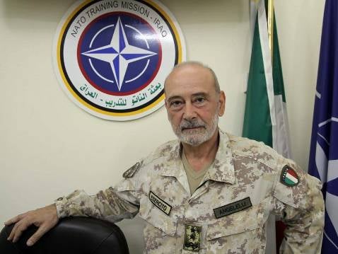 La OTAN espera a la Guardia Civil en Irak el próximo mes