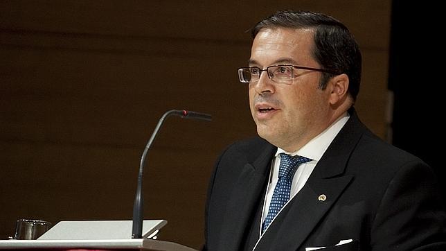 Aplaudido anuncio de la coronación de la Virgen de Regla