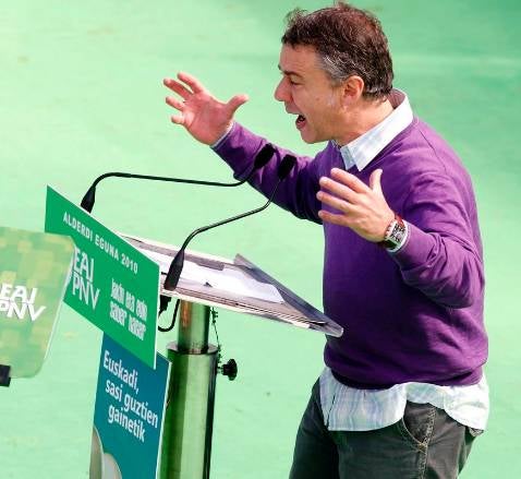 Un PNV crecido marca su camino soberanista hacia el fin de ETA