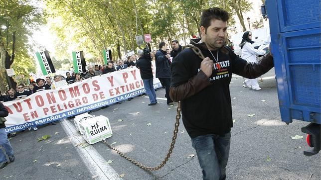 Crece el pesimismo entre los autónomos, que asumen que no harán más contratos
