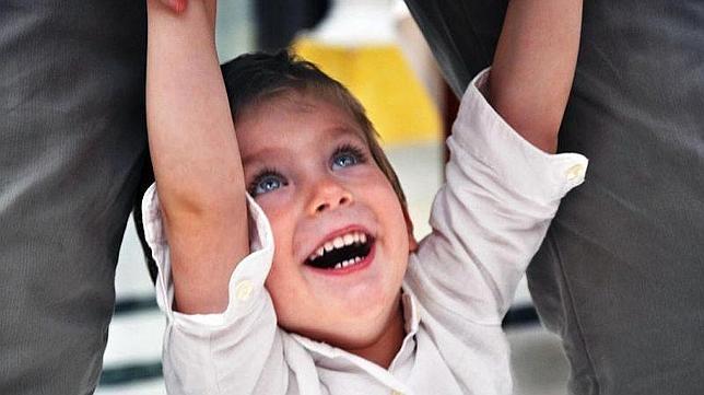 La foto «Estrellas fugaces» gana el premio «La Sonrisa de un niño» de Andex