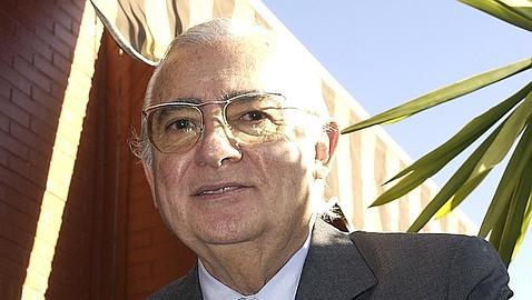 La Cámara de Comercio apoya la Medalla de Oro al empresario Fernando Guerrero