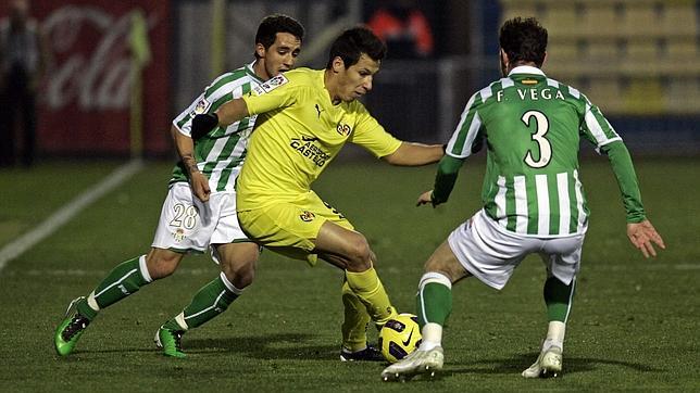 La peor versión del Betis cosecha la tercera derrota de la temporada (1-0)