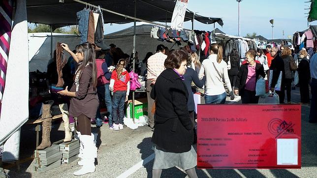 El Ayuntamiento no ingresa las tasas de la venta ambulante