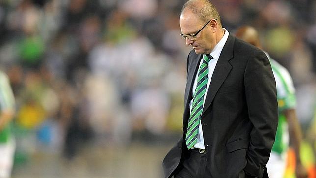 Mel: «Mi cargo está a disposición del club»