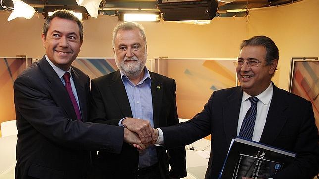 Último debate de la tele, otro «dos contra uno» con Merca de fondo
