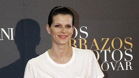 Bimba habla de Miguel Bosé como padre: «Es muy puñetero»