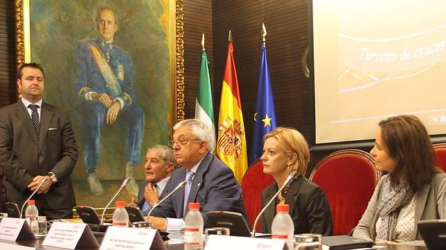 Don Felipe recibe mañana a la Cámara de Comercio de Sevilla