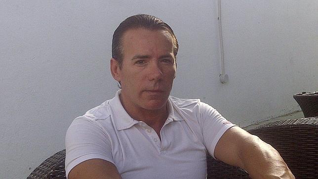 «No pararé hasta que se cierren todas las terrazas de Sevilla»