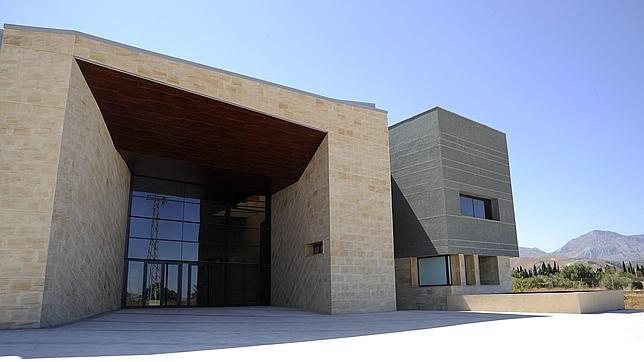 El PP pide investigar en la Cámara el sobrecoste del Palacio de Ferias