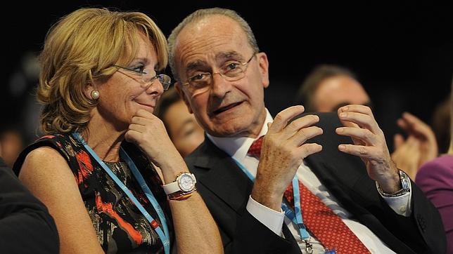El alcalde de Málaga cierra filas y tiende la mano a Zoido