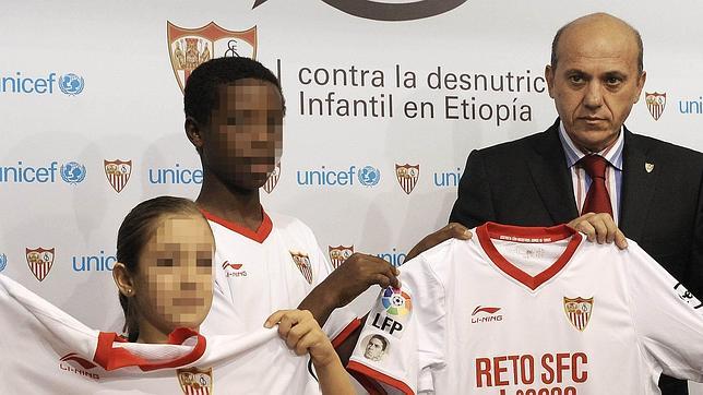 El club estudia una nueva fórmula de patrocinio y negocia con un «ente público»