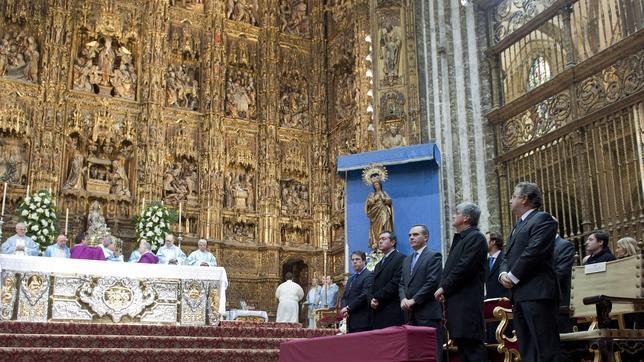 Pontifical en la Catedral en la festividad de la Inmaculada