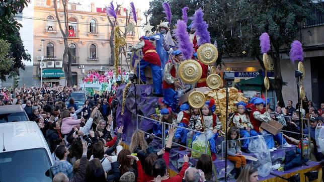 Éxito en la cabalgata de Triana en su primera salida por la tarde