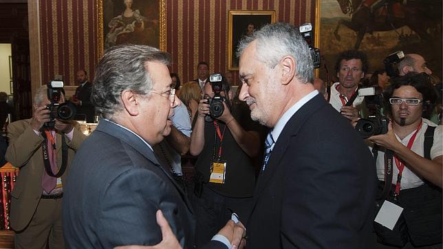 Tras cinco meses de espera, Griñán se reunirá con Zoido el lunes