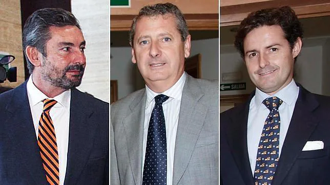 Cuatro altos cargos de Zoido cobran más del tope estipulado por Rajoy