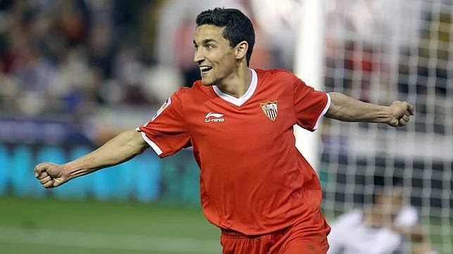El Sevilla remonta en Valencia y demuestra que está muy vivo (1-2)