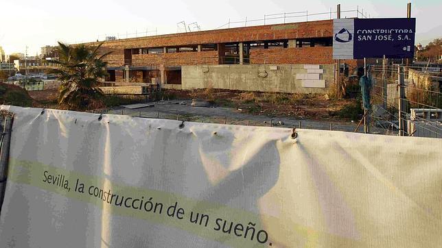 Urbanismo concede la licencia para continuar las obras del acuario