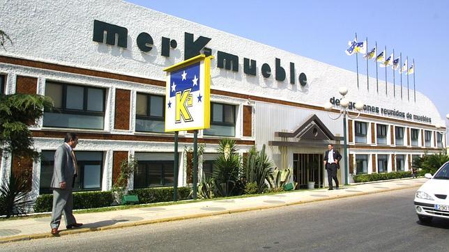 Merkamueble firma un pacto de espera con la banca acreedora
