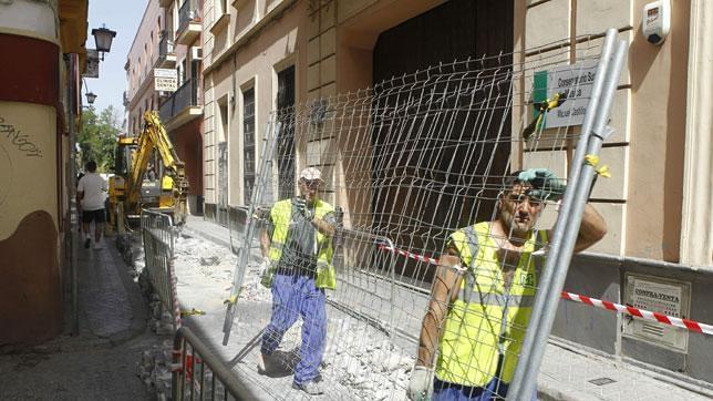 Algunos vecinos de Baños, molestos por las obras de saneamiento