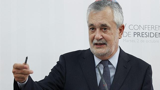 Griñán dice que no comparte la política del PP pero sí defender la imagen de España