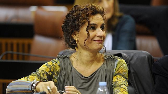 La Junta admite que se han suspendido operaciones por falta de material quirúrgico