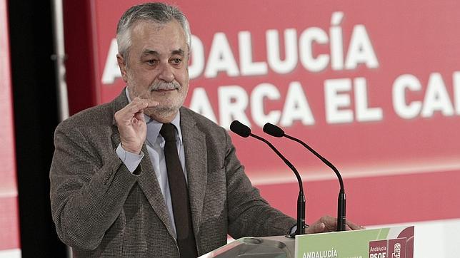 Griñán niega que en Andalucía se privatice la sanidad