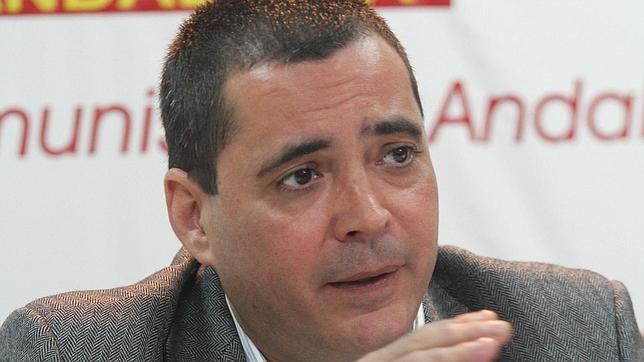 La Fiscalía pide la imputación de Carlos Vázquez por «irregularidades» en la Fundación DeSevilla