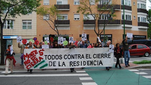 IU en Dos Hermanas presentará una nueva resolución contra el cierre de la residencia de Montequinto