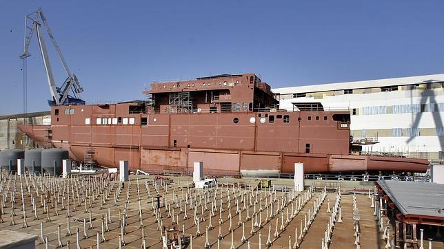 Dos ofertas concurren a revitalizar el astillero de Sevilla