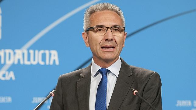 La Junta dará 1.500 euros a estudiantes que no alcancen la nota para la beca