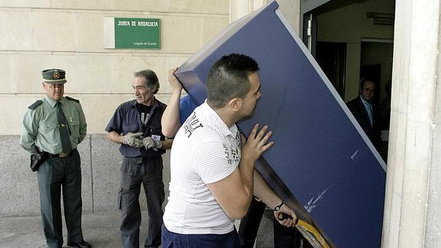 La Guardia Civil acusa a la Junta de torpedear la investigación de los ERE