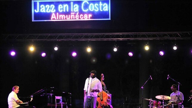 Un extraordinario concierto del cantante Gregory Porter clausura Jazz en la Costa