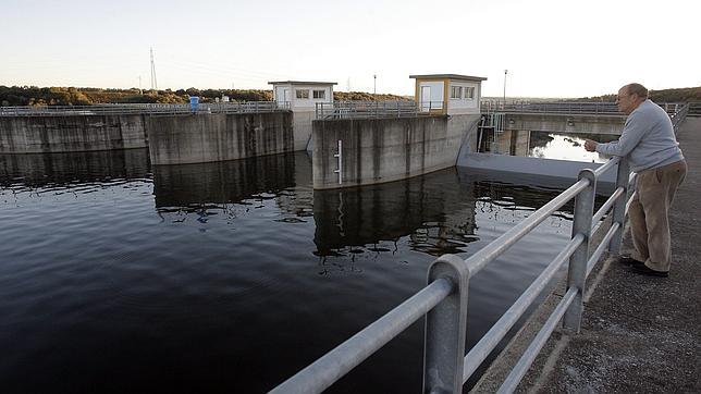 La CHG reactivará tres centrales hidroeléctricas abandonadas por la Junta