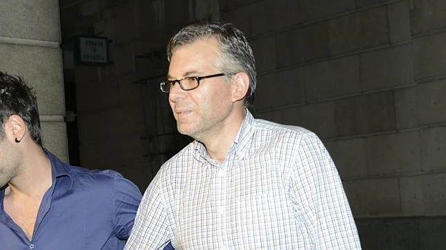 Libertad bajo fianza de 60.000 euros para Domingo Enrique Castaño
