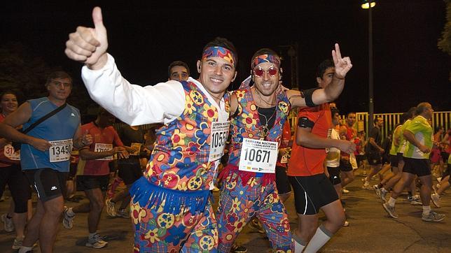 La carrera nocturna del Guadalquivir supera los 18.500 inscritos