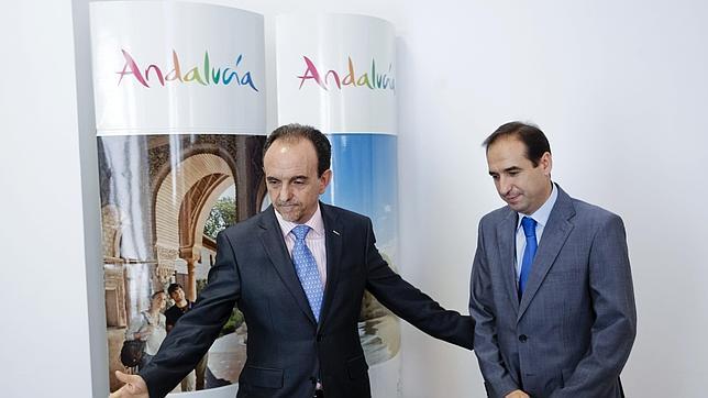 La Junta de Andalucía creará una oficina de turismo en Madrid